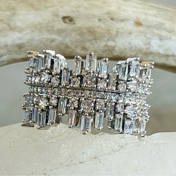 Tipsy's Favorite Brutalist CZ Ring 11 NEW - Picture 8 of 9